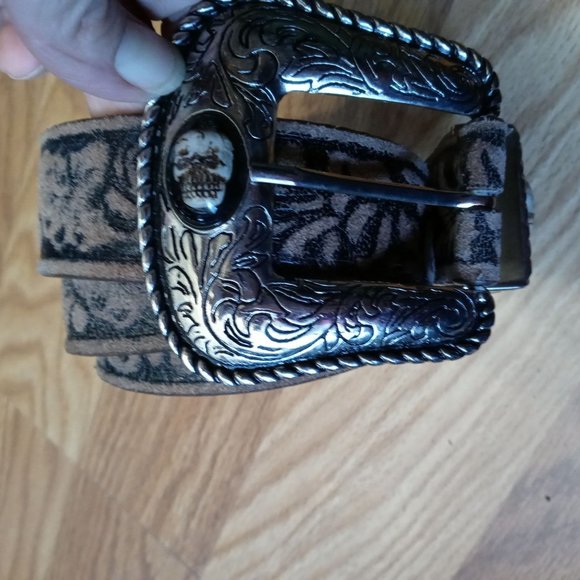 Skulls accent leather belt - Picture 5 of 7